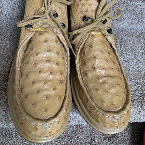 Corleoni Italy Men's Beige Ostrich Leather Ankle Tie Chukka Boots.